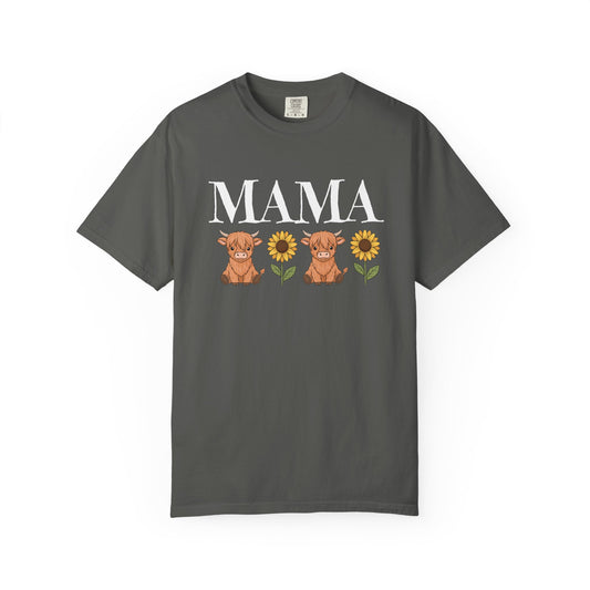 Mama Highland Cow Flower T-Shirt | Floral Cow Mom Tee